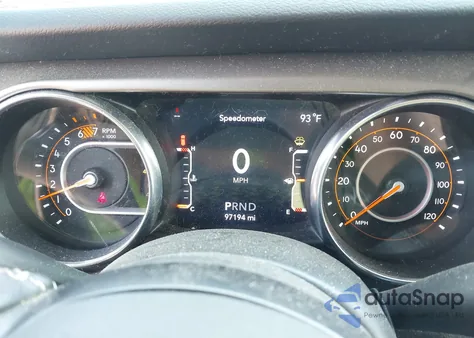 2020 Jeep Wrangler Unlimited Freedom 4X4 z USA, uszkodzony, nr VIN 1C4HJXDN7LW245233